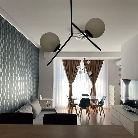 Andreve Apartment By Onix Blue Mamaia Nord, Baby Friendly, Private Parking Năvodari Exterior foto